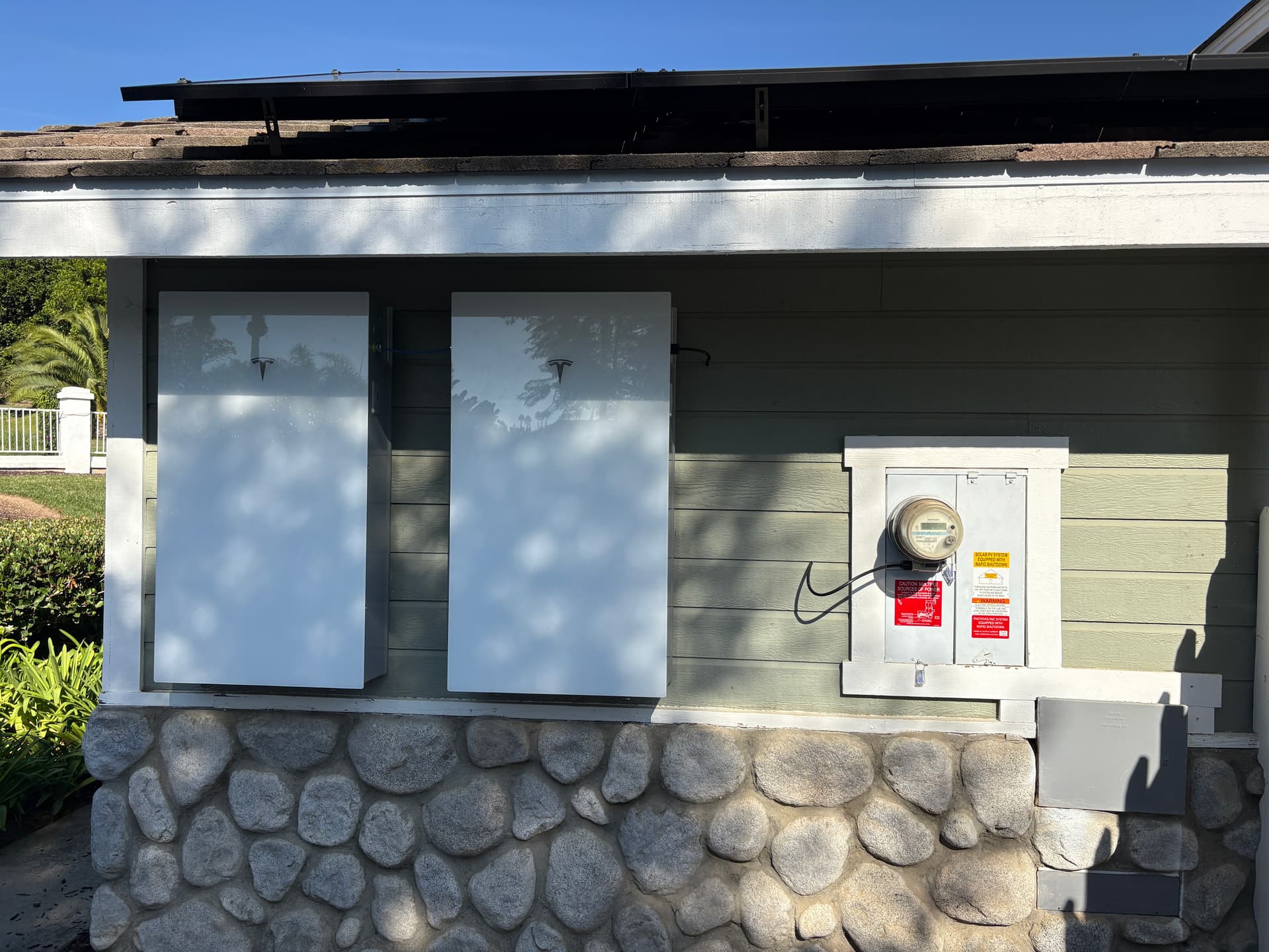Battery & Storage
