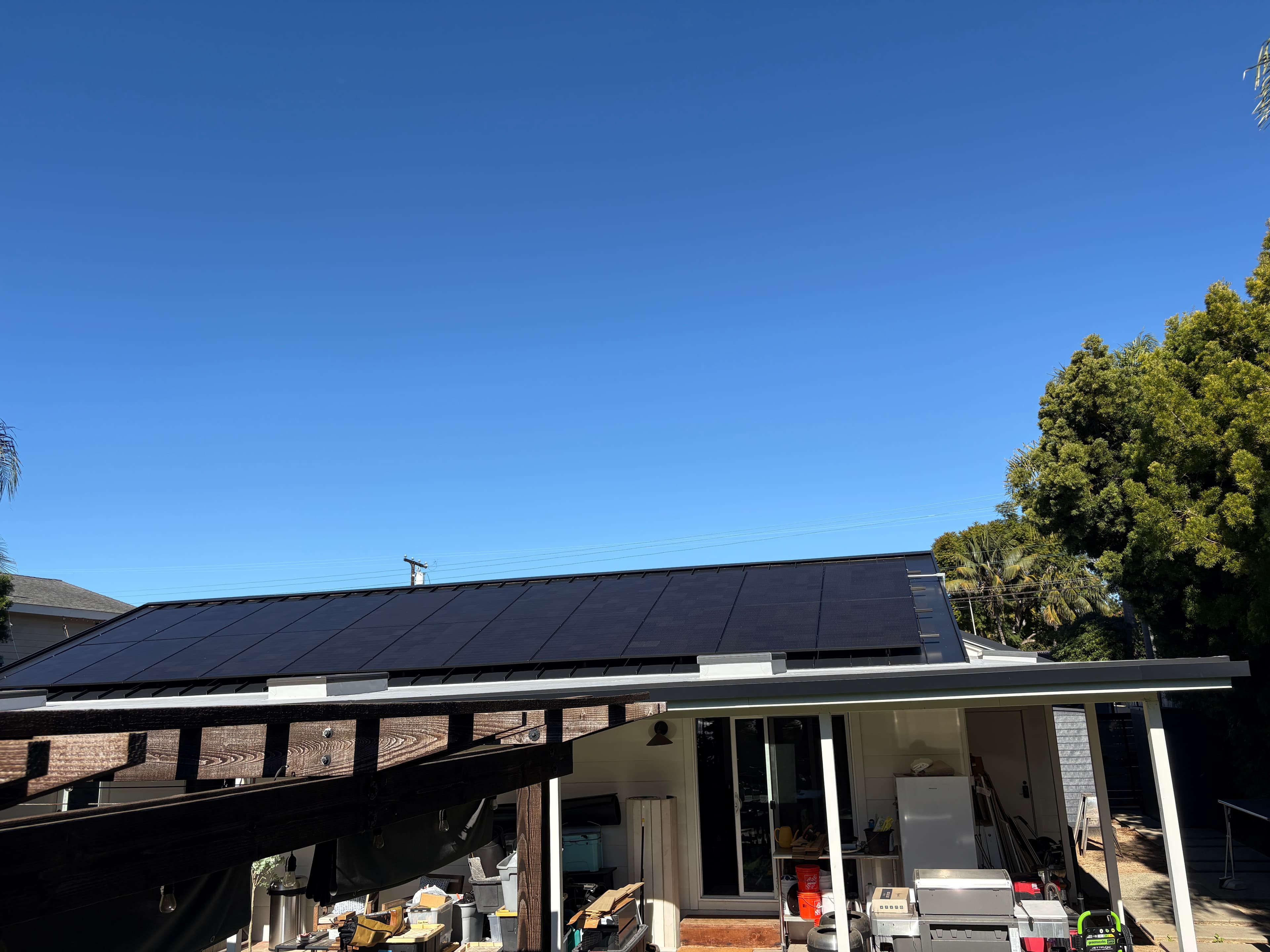 RCH crew on residential solar job